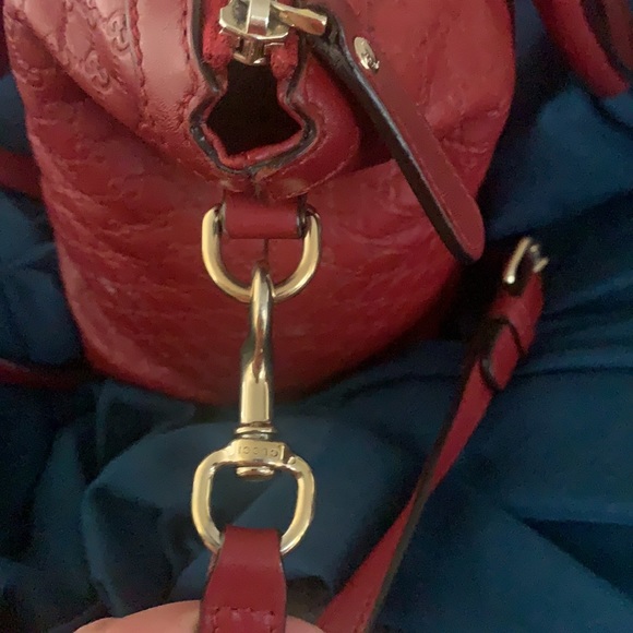 Red Gucci’s hand bag - Picture 4 of 14